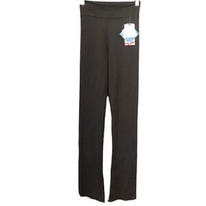 NWT - MotionWear Women’s Roll-Top Fitted Pants
MOTIONWEAR Adult Medium